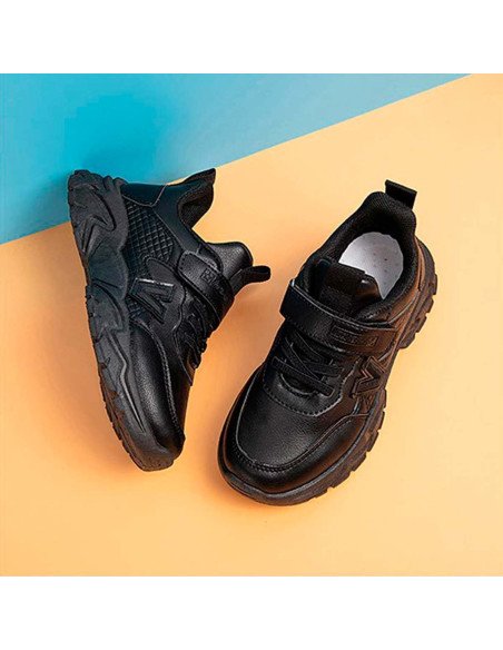 Tenis negros para niños a precio de mayorista en LHESH