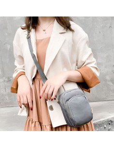 Bolsa para mujer importada al mayoreo en LHESH 2
