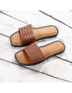 Sandalias de plástico para dama importadas al mayoreo en LHESH 2