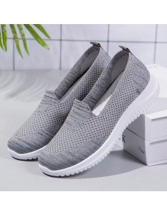 Tenis Slip-On para dama importados al mayoreo por LHESH