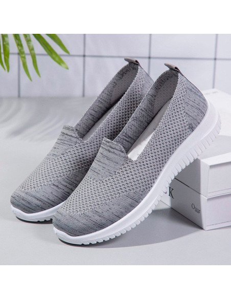 Tenis Slip-On para dama importados al mayoreo por LHESH